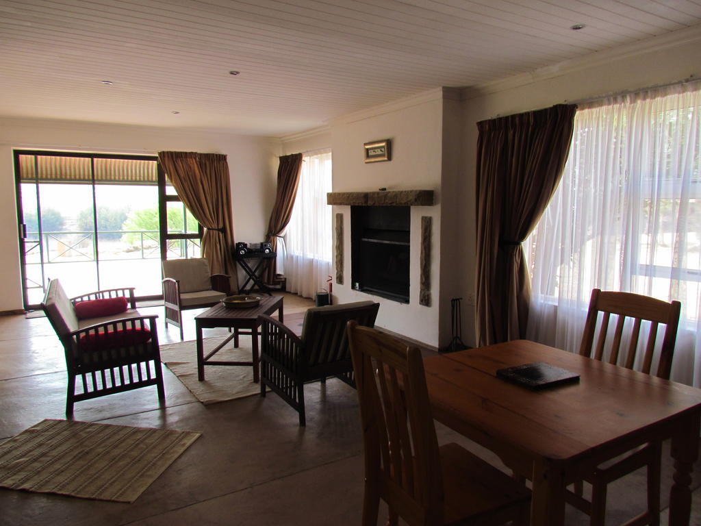 Вилла Pumula Guest Farm Фурисбург Экстерьер фото