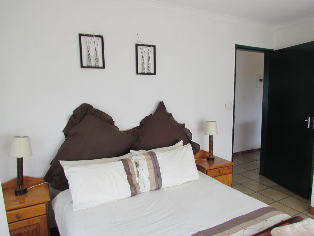 Вилла Pumula Guest Farm Фурисбург Номер фото